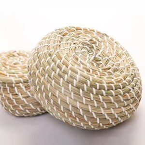Cesta de mimbre con tapadera