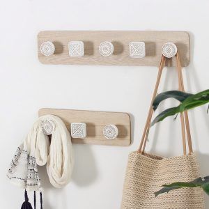 Colgador de madera
